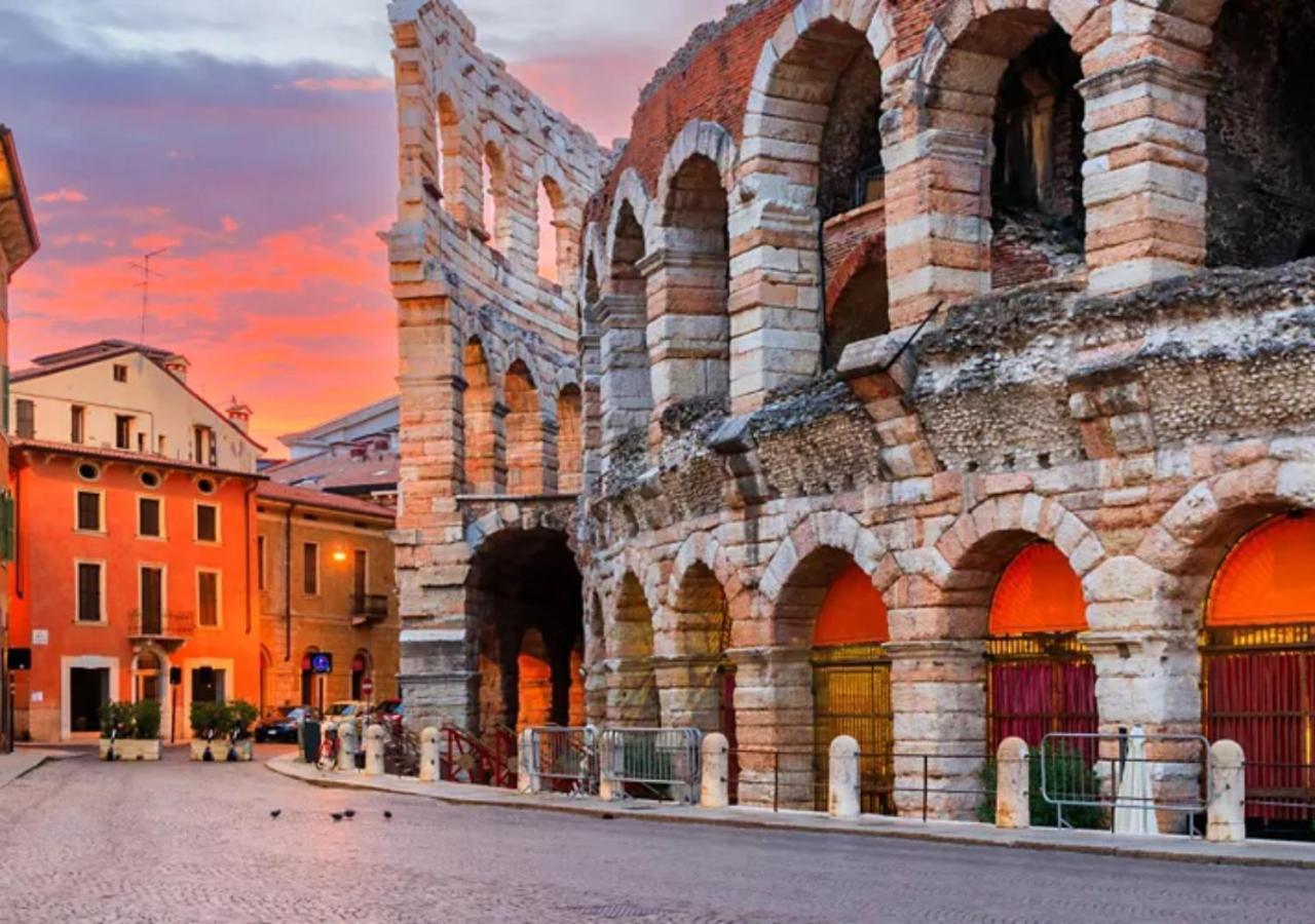 -Near Arena & Giuletta- Pet Friendly Mazzini Palace Verona Eksteriør bilde