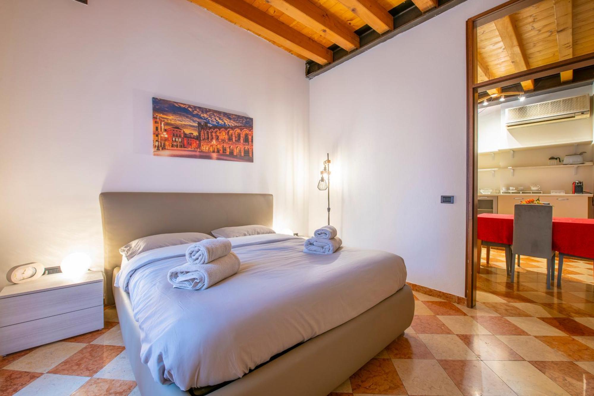 -Near Arena & Giuletta- Pet Friendly Mazzini Palace Verona Eksteriør bilde